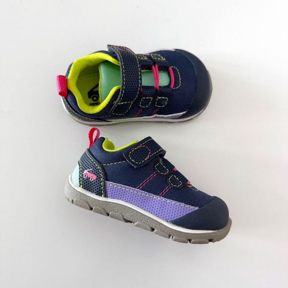 See Kai Run Other - NWOT See Kai Run Summit Low Top Sneaker Size 4 Walker